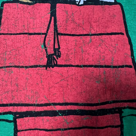 Men's Peanuts Officially Licensed Snoopy "Chillin" Graphic T-Shirt Size- Medium - Picture 3 of 7